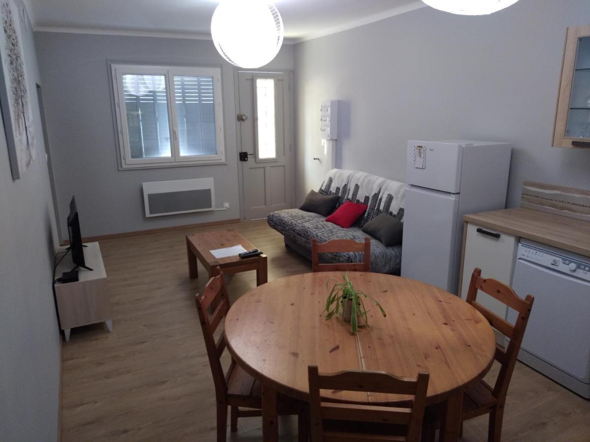 Maison De Village Confortable Entierement Renovee Saint-Just  Εξωτερικό φωτογραφία
